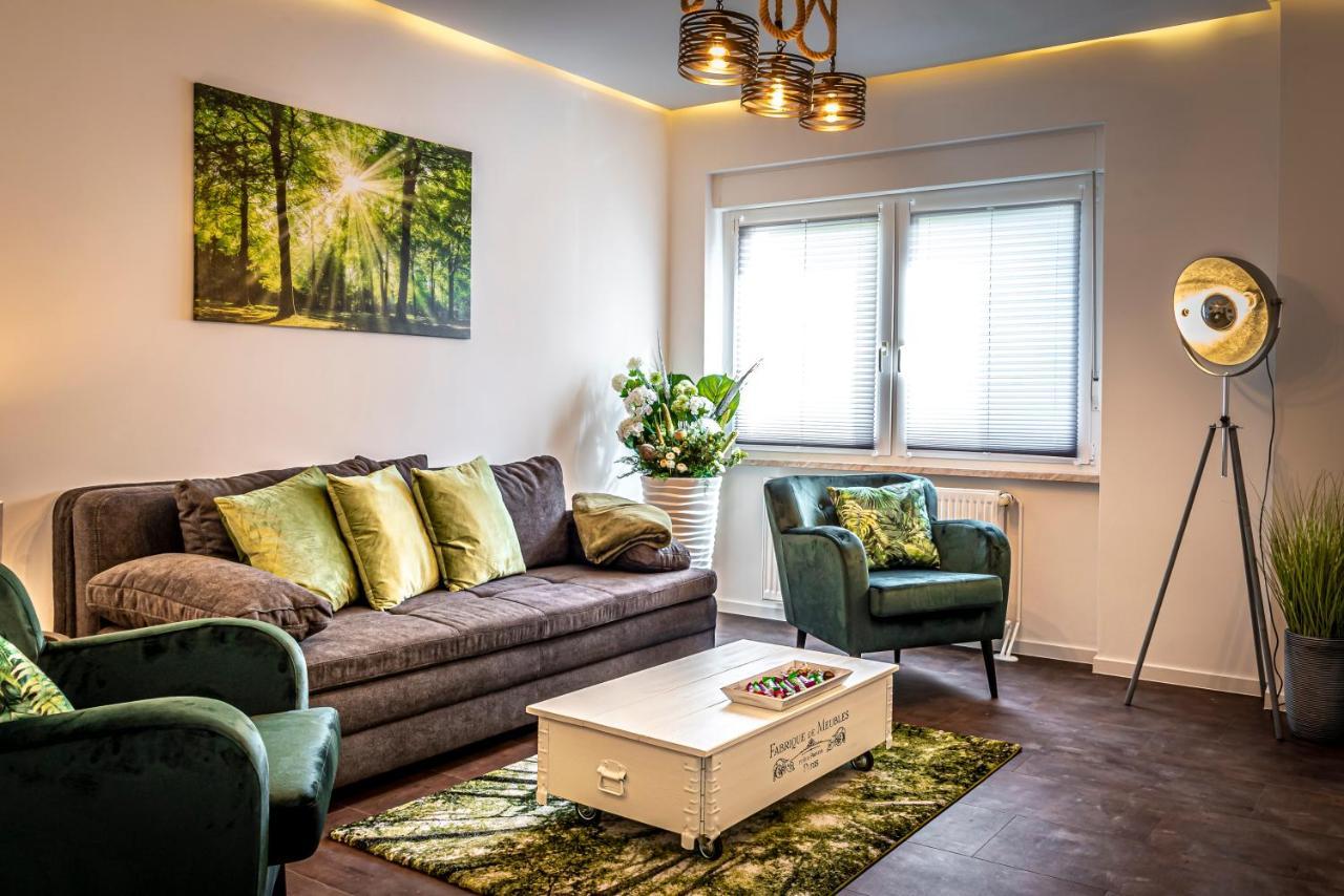Komfortable Ferienwohnung In Halle Halle  Exterior photo